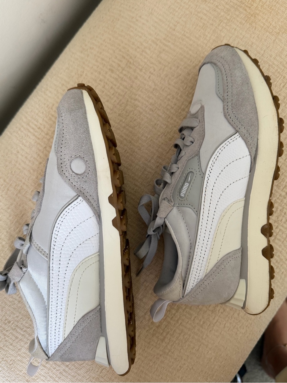 Puma Women's Light Gray & White Classic Runner Sneakers